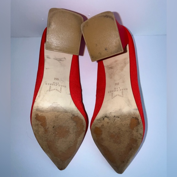 Marc Fisher Zala pump, size 9 in red grosgrain fabric - Picture 3 of 6